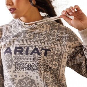 NWT Ariat Women's R.E.A.L. Paisley Hoodie Size Medium 🐎